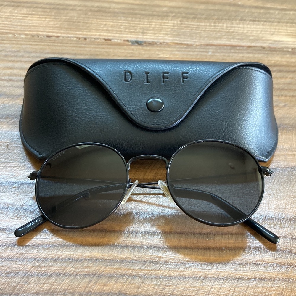 NEW DIFF Eyewear Sage 49mm Sunglasses - NWT